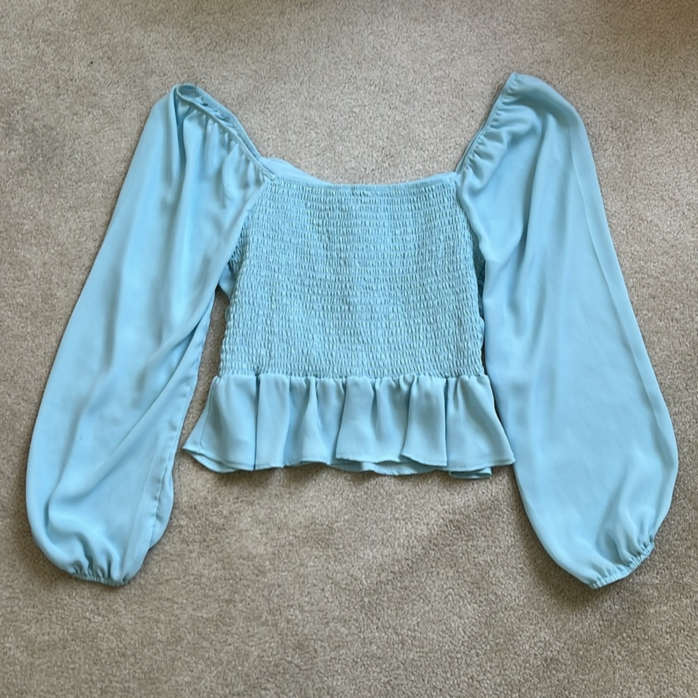 Juniors size M blouse. - Picture 2 of 2